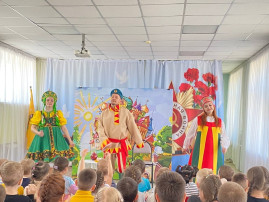 "Мир Чудес" "Как Емеля солдатом стал" "Мир Чудес" "Как Емеля солдатом стал".