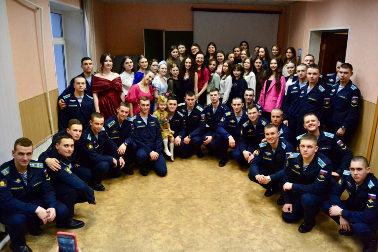 ВЕСНЫ ПРЕКРАСНЫЕ МГНОВЕНЬЯ ВЕСНЫ ПРЕКРАСНЫЕ МГНОВЕНЬЯ.